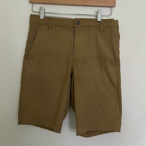 Puma 28” Khaki golf shorts ⛳️